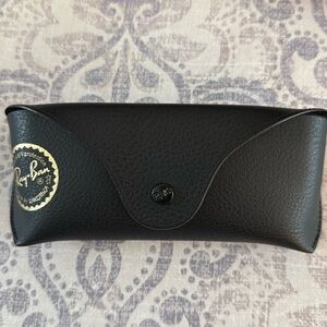 Black Ray-Ban soft/ hard glass case